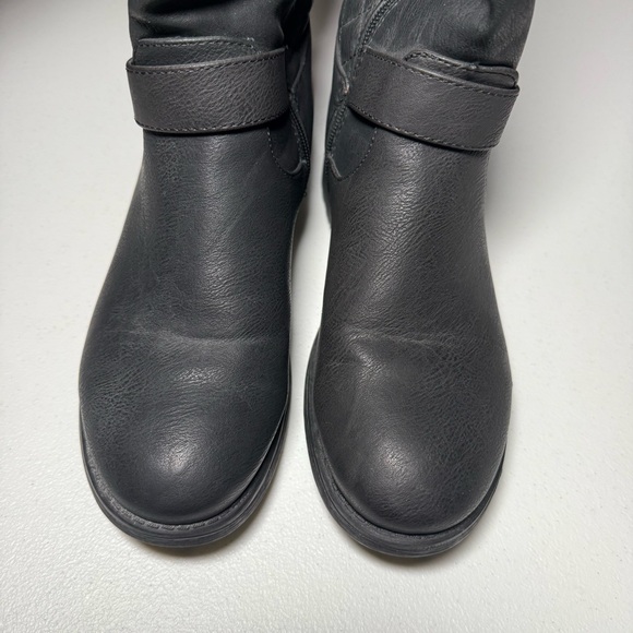 BLACK FAUX LEATHER BOOTS WOMENS 6.5 GOLD ZIPPER RIDING BIKER BUCKLE - Picture 7 of 16